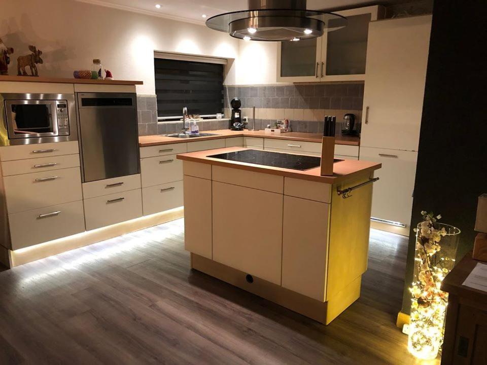 Luxe Vakantiehuis In Het Bos Overbroek 外观 照片